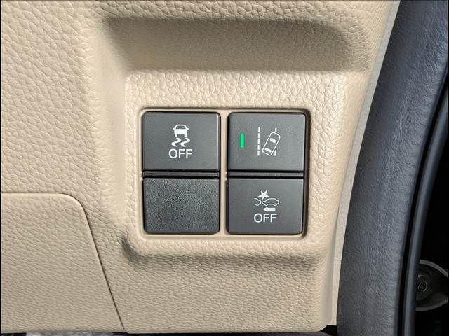 HONDA N BOX 2018 Image 31