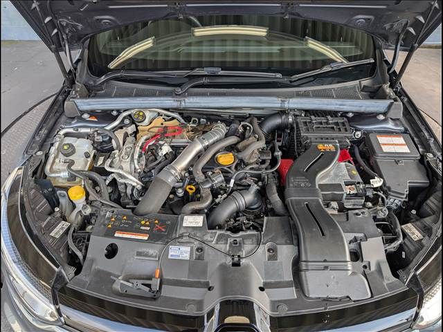 RENAULT MEGANE HATCH 2021 Image 31