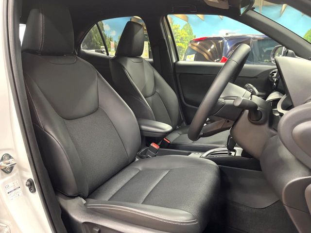 TOYOTA YARIS CROSS HYBRID 2025 Image 31