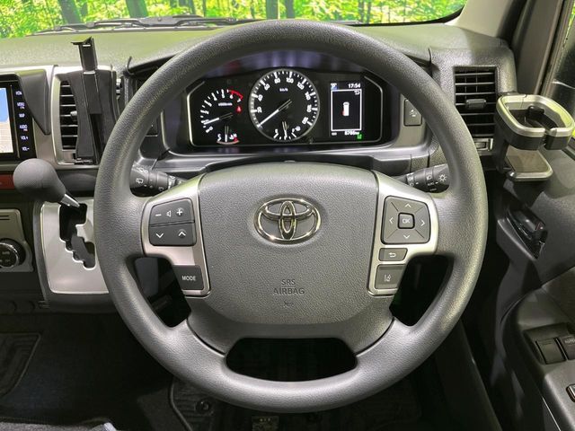 TOYOTA HIACE WAGON 4WD 2022 Image 31