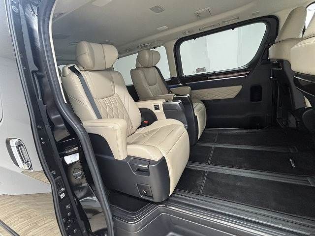 TOYOTA GRANACE 2020 Image 31