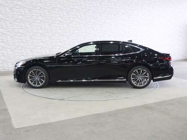 TOYOTA LEXUS LS500H 2018 Image 31