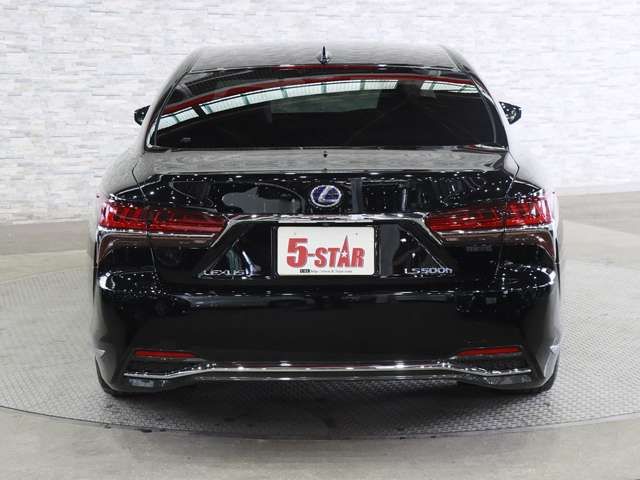 TOYOTA LEXUS LS500H 2018 Image 31