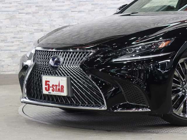 TOYOTA LEXUS LS500H 2018 Image 31