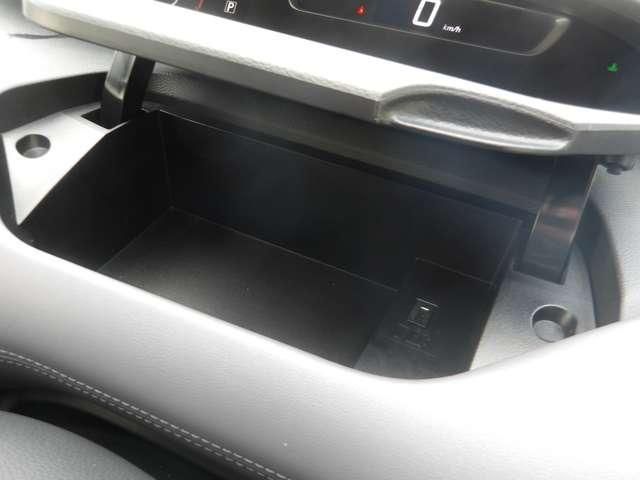 NISSAN SERENA  S-HYBRID 4WD 2021 Image 31