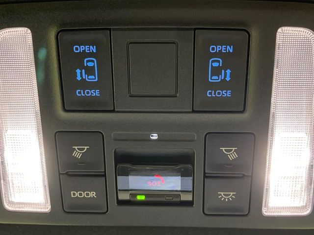 TOYOTA NOAH HYBRID 2022 Image 31