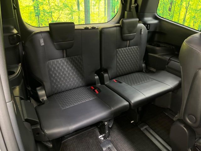 TOYOTA NOAH HYBRID 2022 Image 31