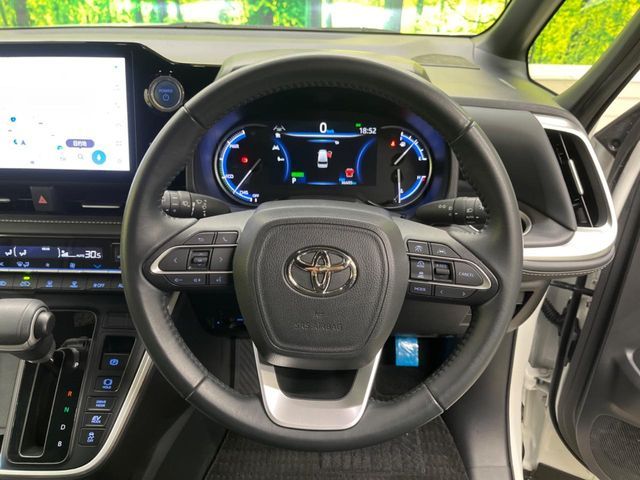 TOYOTA NOAH HYBRID 2022 Image 31