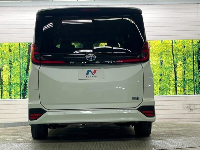 TOYOTA NOAH HYBRID 2022 Image 31