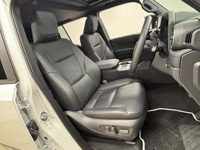 TOYOTA LANDCRUISER 250 2024 Image 31