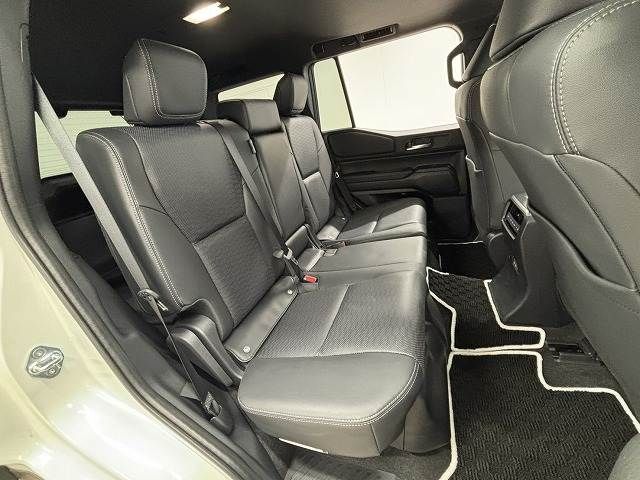 TOYOTA LANDCRUISER 250 2024 Image 31