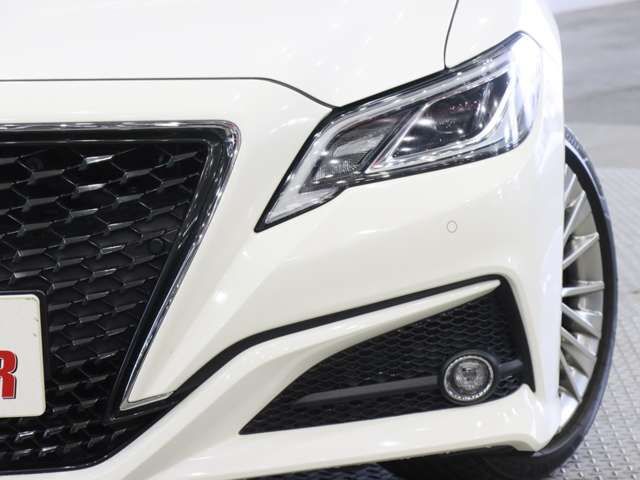 TOYOTA CROWN SEDAN HYBRID 2018 Image 31