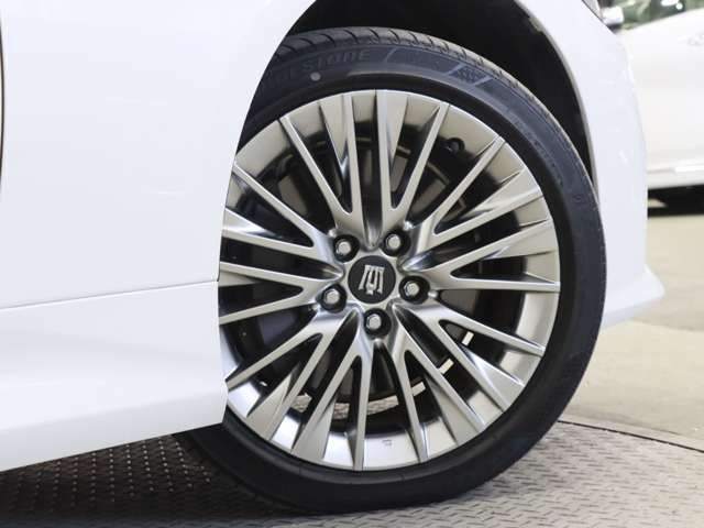 TOYOTA CROWN SEDAN HYBRID 2018 Image 31