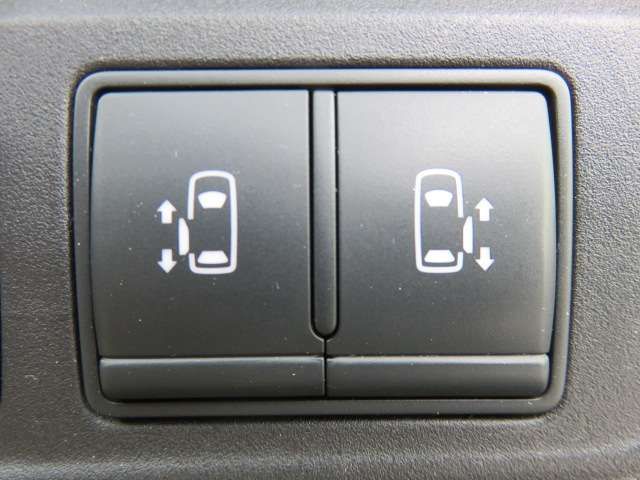 NISSAN SERENA  S-HYBRID 4WD 2018 Image 31