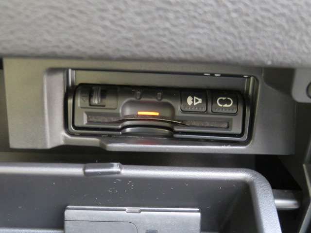 NISSAN SERENA  S-HYBRID 4WD 2018 Image 31