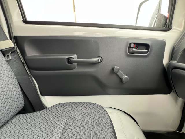 NISSAN NT100 CLIPPER 4WD 2022 Image 31