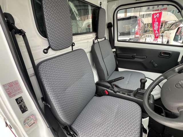 NISSAN NT100 CLIPPER 4WD 2022 Image 31