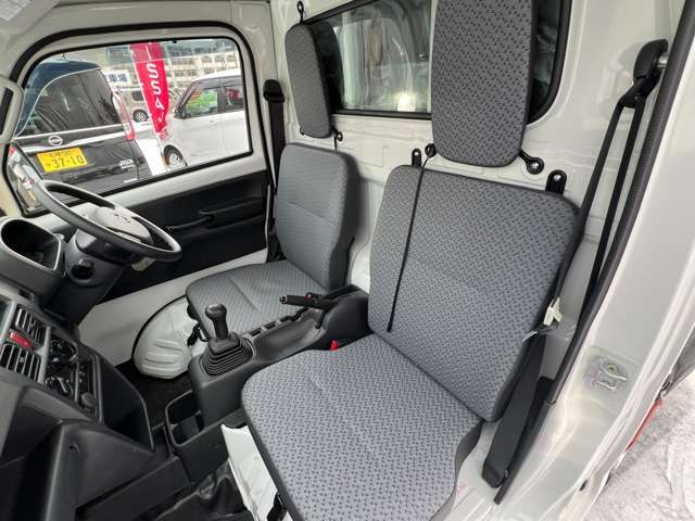 NISSAN NT100 CLIPPER 4WD 2022 Image 31