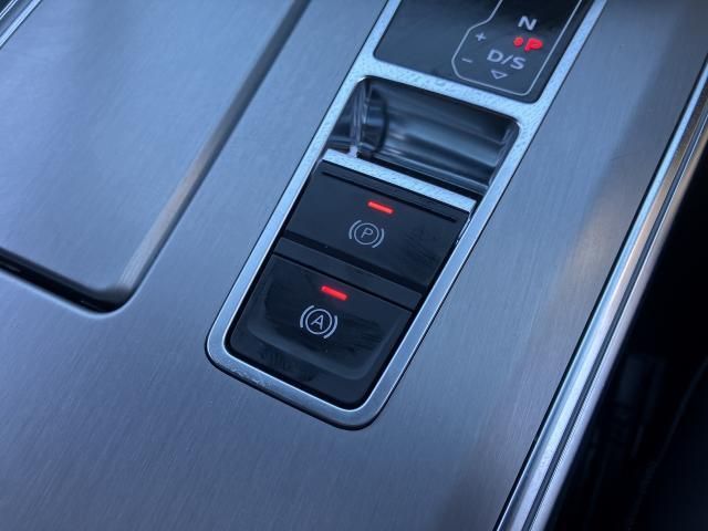 AUDI A6 AVANT 2021 Image 31