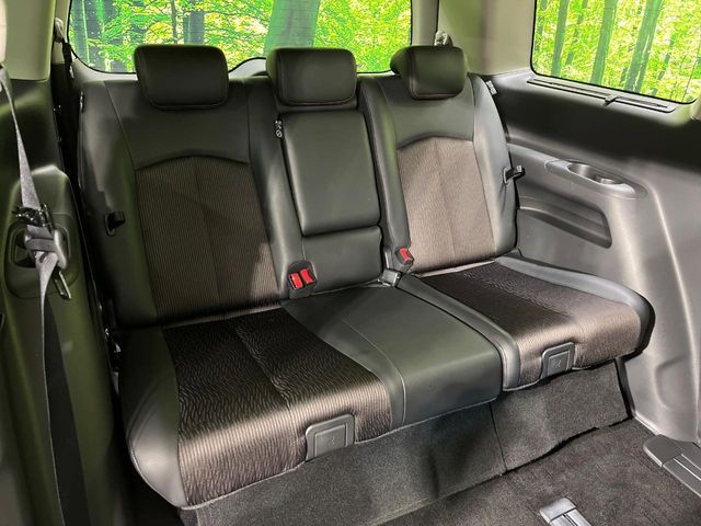 NISSAN ELGRAND  4WD 2017 Image 31