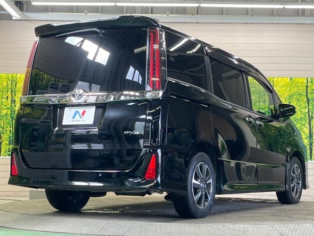 TOYOTA NOAH 2019 Image 31