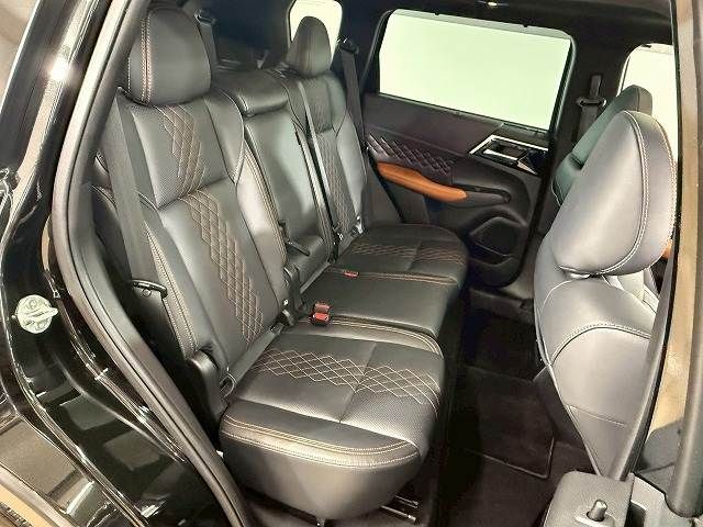 MITSUBISHI OUTLANDER PHEV 2022 Image 31