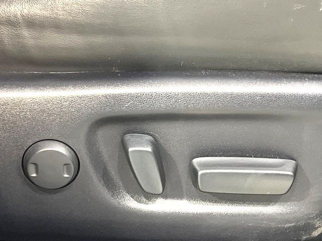 TOYOTA HARRIER 2WD 2017 Image 31