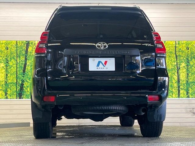 TOYOTA LANDCRUISER PRADO 2022 Image 31