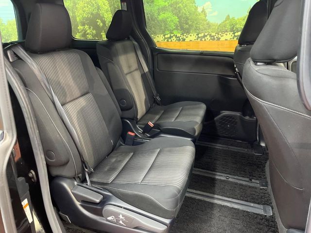 TOYOTA VOXY 2019 Image 31