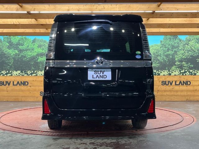 TOYOTA VOXY 2019 Image 31