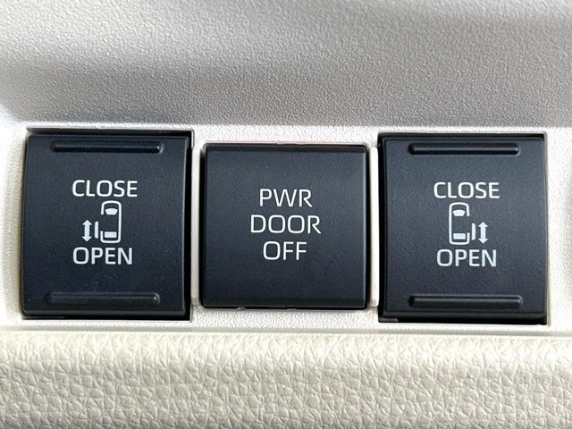 TOYOTA SIENTA HYBRID 2024 Image 31