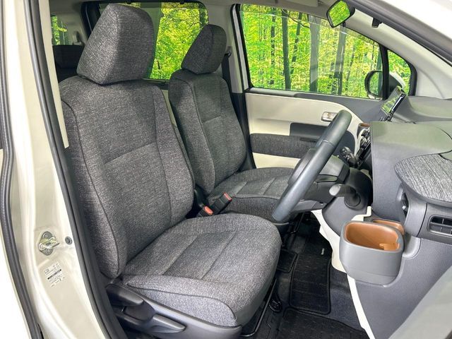 TOYOTA SIENTA HYBRID 2024 Image 31