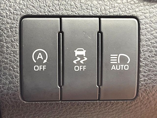 TOYOTA HARRIER 2WD 2017 Image 31