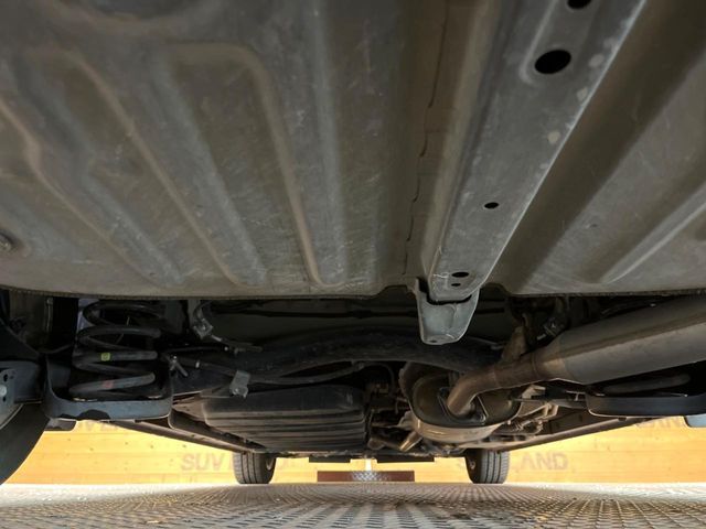 TOYOTA ESQUIRE HYBRID 2018 Image 31