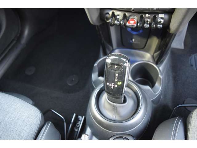 BMW MINI COOPER 5DOOR 2021 Image 31