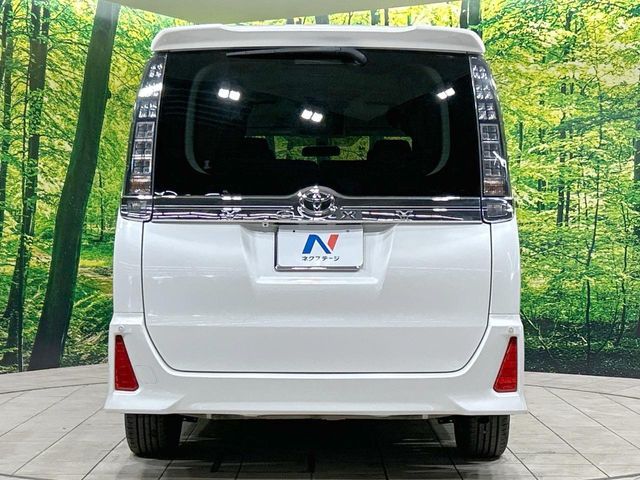 TOYOTA VOXY 2015 Image 31