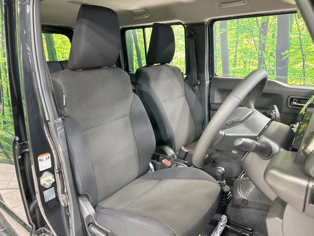 SUZUKI JIMNY NOMADE 2025 Image 31