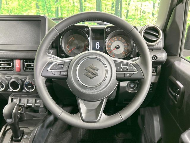 SUZUKI JIMNY NOMADE 2025 Image 31