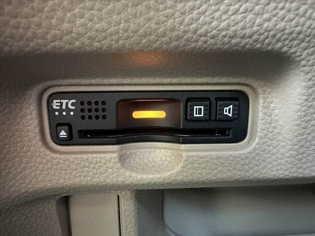 HONDA N BOX 2018 Image 31