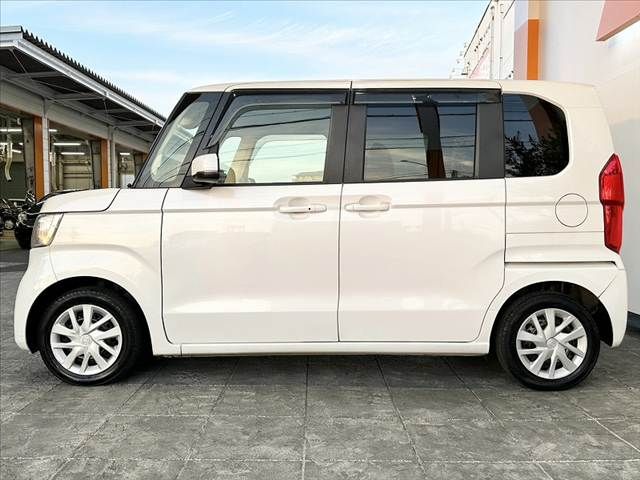 HONDA N BOX 2018 Image 31