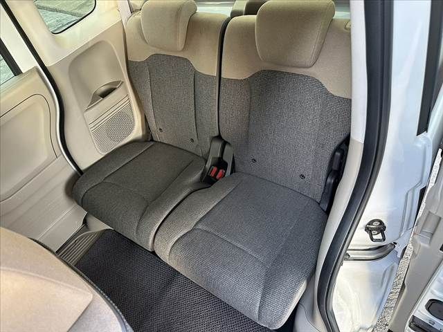 HONDA N BOX 2018 Image 31