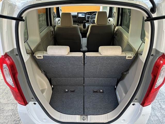 HONDA N BOX 2018 Image 31