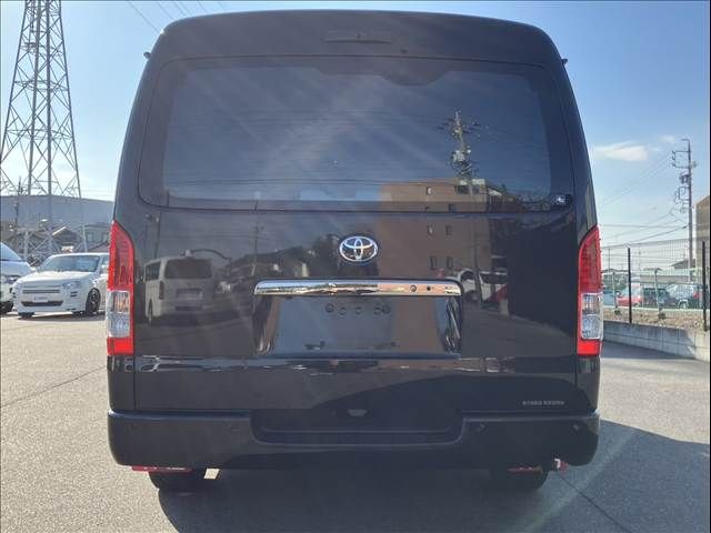 TOYOTA HIACE VAN 2WD 2024 Image 31