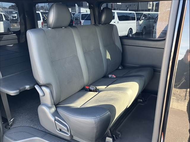 TOYOTA HIACE VAN 2WD 2024 Image 31