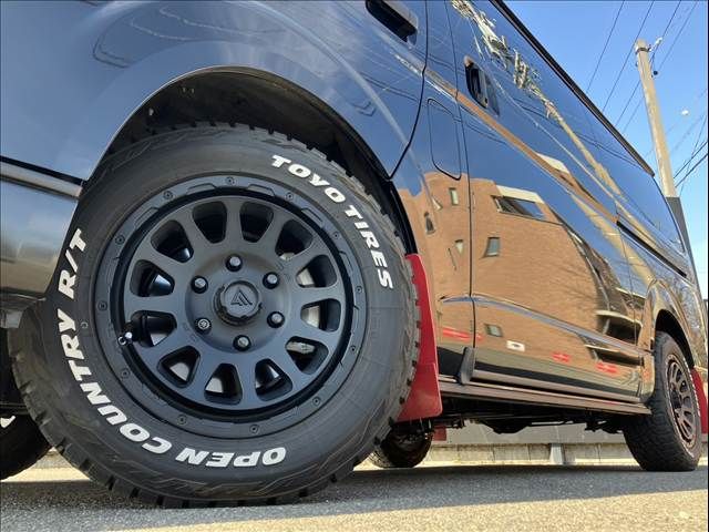 TOYOTA HIACE VAN 2WD 2024 Image 31