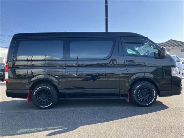 TOYOTA HIACE VAN 2WD 2024 Image 31