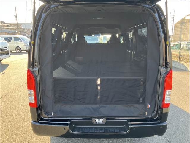 TOYOTA HIACE VAN 2WD 2024 Image 31