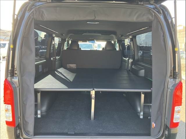 TOYOTA HIACE VAN 2WD 2024 Image 31