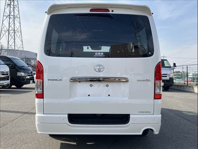 TOYOTA HIACE VAN 2WD 2024 Image 31