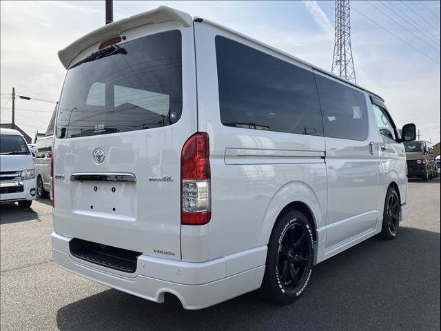 TOYOTA HIACE VAN 2WD 2024 Image 31